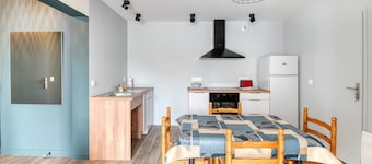 Gîte du Thouet - Appt avec piscine partagée
