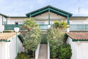 Exterior - Larrun - Vue sur la montagne, proche de la plage (Bidart)