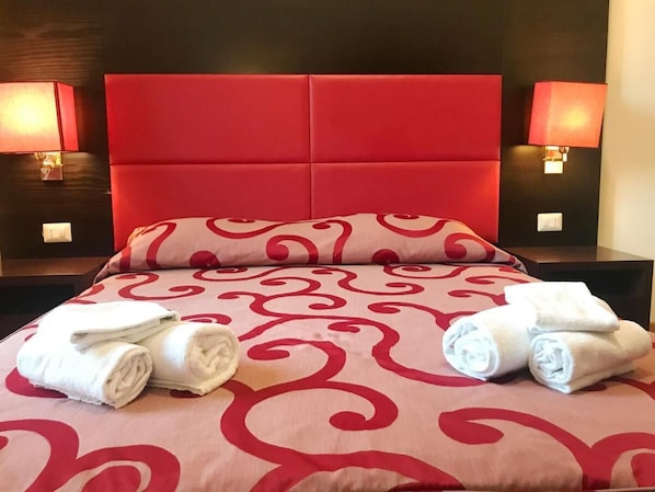 5 bedrooms, iron/ironing board, WiFi, bed sheets - Domus Lilium - Holiday House (Roma)