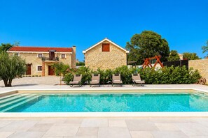 Unclassified image, 2 of 20, button - Villa Tereza - Four Bedroom Villa, Sleeps 8 (Prkos)