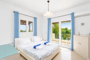 4 quartos, ferros/tábuas de passar roupa, Wi-Fi, roupa de cama