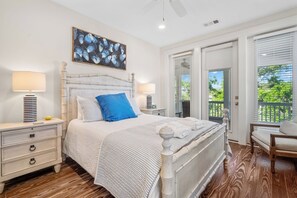 5 bedrooms, iron/ironing board, internet, bed sheets - New home with elevator, golf cart included - 56 Davis Love (Fripp Island)