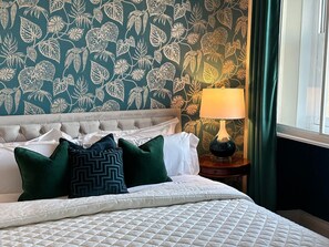 Luxury-Doppelzimmer | Hochwertige Bettwaren, kostenloses WLAN, Bettwäsche
