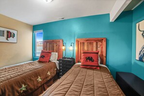 3 bedrooms, iron/ironing board, travel crib, free WiFi