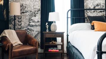 Deluxe Room, 1 King Bed