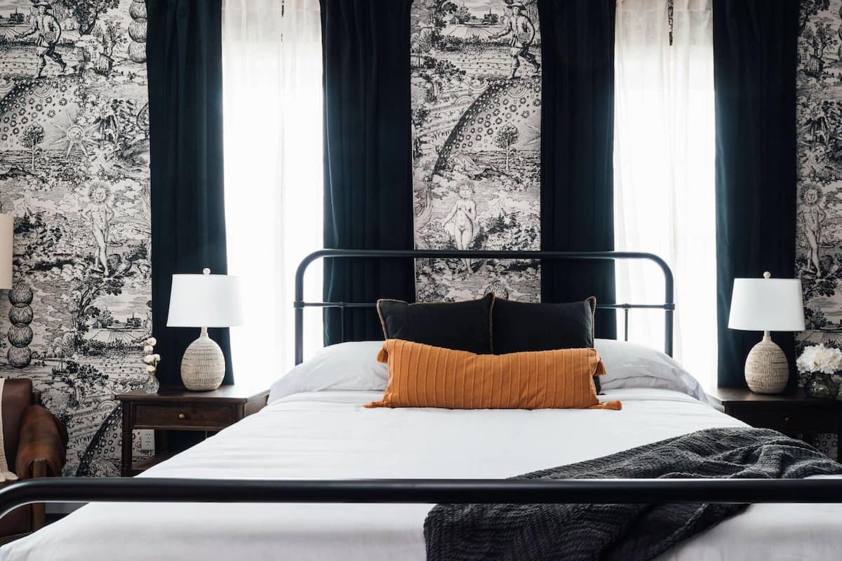 Wifi gratis y ropa de cama