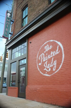 Exterior - The Painted Lady (Birmingham)