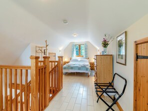 1 bedroom, free WiFi, bed sheets - 1 bedroom accommodation in Clun, near Craven Arms (Clun, near Craven Arms)