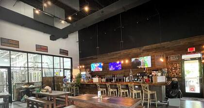 Seaside Solace: 1BR/1Bath Condo