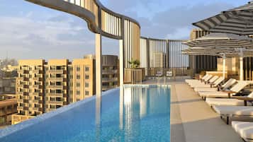 Piscina externa