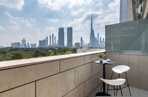 Studio | Internet - Silkhaus Cozy Studio In Difc Burj Khalifa View (Dubai)