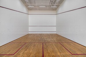 Studio | Internet - Silkhaus Stylish Burj Khalifa View Balcony Difc (Dubai)