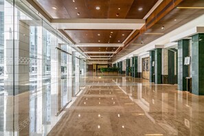 Studio | Internet - Silkhaus Stylish Burj Khalifa View Balcony Difc (Dubai)