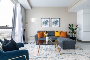 Apartment | 1 bedroom, Internet - Silkhaus Modern Pad With Canal View Business Bay (Dubai)