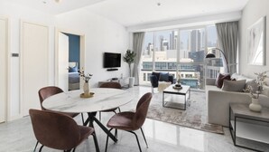 Apartment - Silkhaus Great View Modern Pad Pool Access (Dubai)