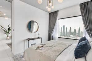 Room - Silkhaus Stunning View in Iconic Tower Pool Gym (Dubai)