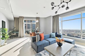 Apartment | 1 bedroom, Internet - Silkhaus High Floor With New Furniture Balcony (Dubai)