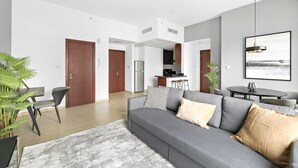 House, Accessible | 1 bedroom, Internet - Silkhaus Near Beach Dubai Marina View Gym Pool (Dubai)