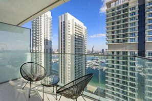 شقة - تجهيزات لذوي الاحتياجات الخاصة | 1 غرفة نوم وخدمة الإنترنت