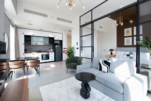 Apartment | 2 bedrooms, Internet - Silkhaus Modern Dubai Hills Collective Gym Pool (Dubai)