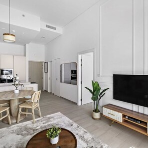 Apartment | 1 bedroom, Internet - Silkhaus Casual Chic in JVC Community Vibes (Dubai)