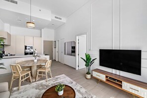 1 bedroom, Internet - Silkhaus Casual Chic in JVC Community Vibes (Dubai)