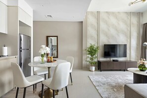 Apartment | 1 bedroom, Internet - Silkhaus Elegant Downtown Premium Tower w Pool (Dubai)