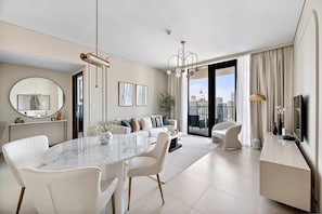 House | 1 bedroom, Internet - Silkhaus Premium Tower in Downtown Gym Pool (Dubai)
