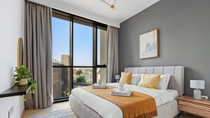 House, Accessible | 1 bedroom, high-speed internet - Silkhaus Modern in Downtown Balcony Pool Gym (Dubai)