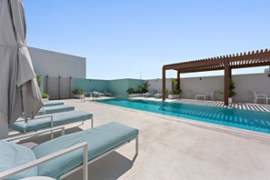 Studio | Internet - Silkhaus New Large Furnished Studio in Luma21 (Dubai)