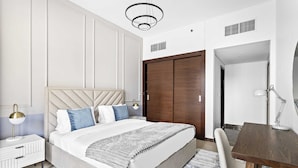 Apartment, Accessible - Silkhaus Dubai Marina Sparkle Tower Pool Gym (Dubai)