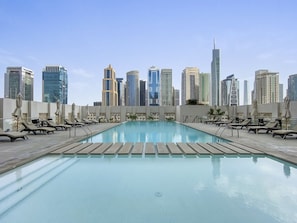 Room - Silkhaus Chic in West Avenue Pool Gym Access (Dubai)