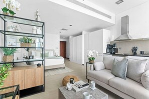 Room - Silkhaus Modern Studio in Difc Business Ideal (Dubai)
