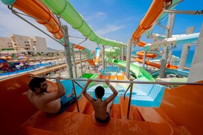 2 indoor pools, 5 outdoor pools - Rusica park  (Filfila)