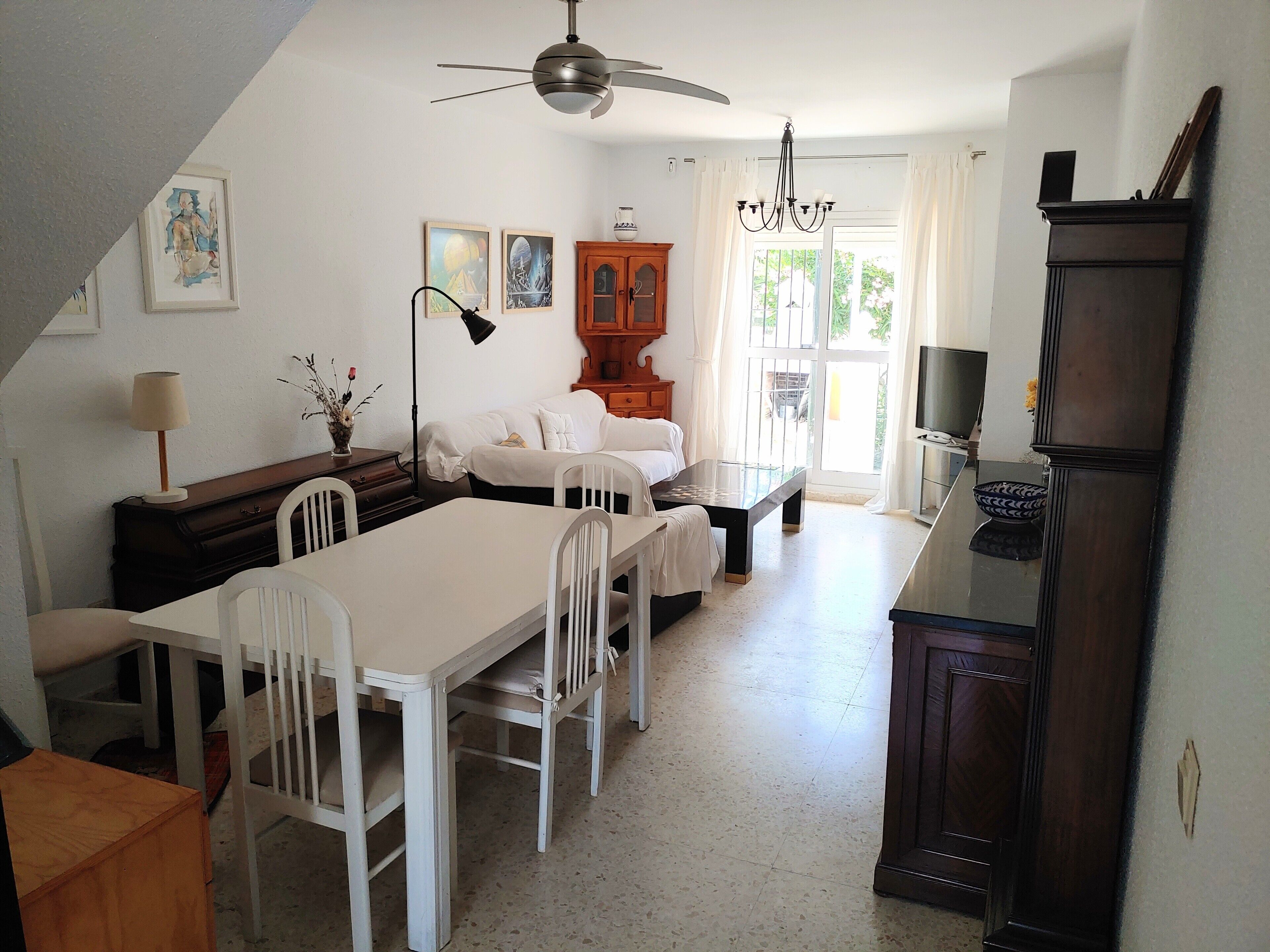 Smart-TV, Kamin, Computerbildschirme