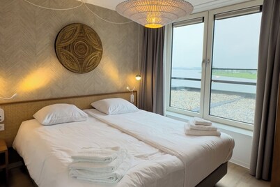 Premium Island 6p - Three Bedroom Villa, Sleeps 6