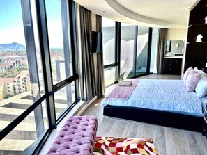 3 Schlafzimmer, Bügeleisen/Bügelbrett, Reisekinderbett, kostenloses WLAN