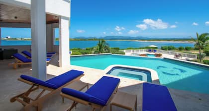Mystique at Sheriva Villas /Ocean-view With 3 Pools, 3 Jacuzzis /5-Star Service