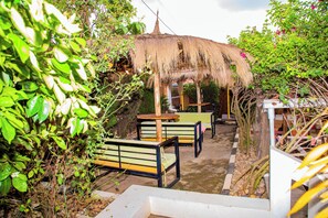 TV - The Keza Hotel and Apartments (Kigali)