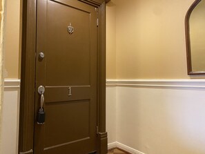 Interior - Spacious Garage Apt near downtown Carthage, walking distance to shops & eateries (Carthage)