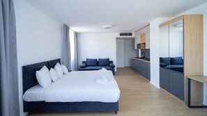 Standard Quadruple Room - Milo Aparthotel  (Wroclaw)