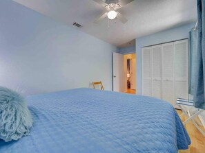 1 Schlafzimmer, Bügeleisen/Bügelbrett, WLAN