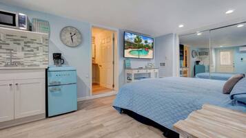 1 bedroom, iron/ironing board