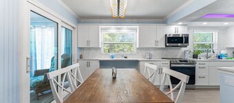 Siesta Shores 2Bed/2Bath Heated Pool!