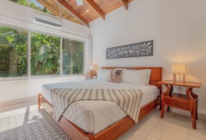 2 bedrooms, WiFi, bed sheets - Walk to Beach, Surf, Tide Pools, Sunset & Yoga - 2 Bedroom Ensuite (Nosara)