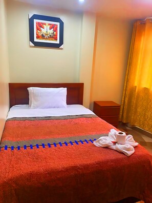 Traditional Single Room - Los Andes (Independencia)