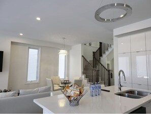 Dobbeltrom – classic | Spiseområde på rommet