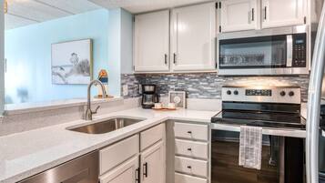 Condo (Ocean and Racquet 8208) | Exterior