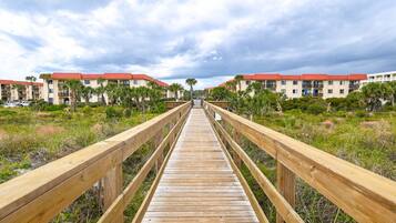 Condo (Ocean and Racquet 8208) | Exterior