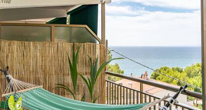 Your Beach Front Retro Hideaway in Salou